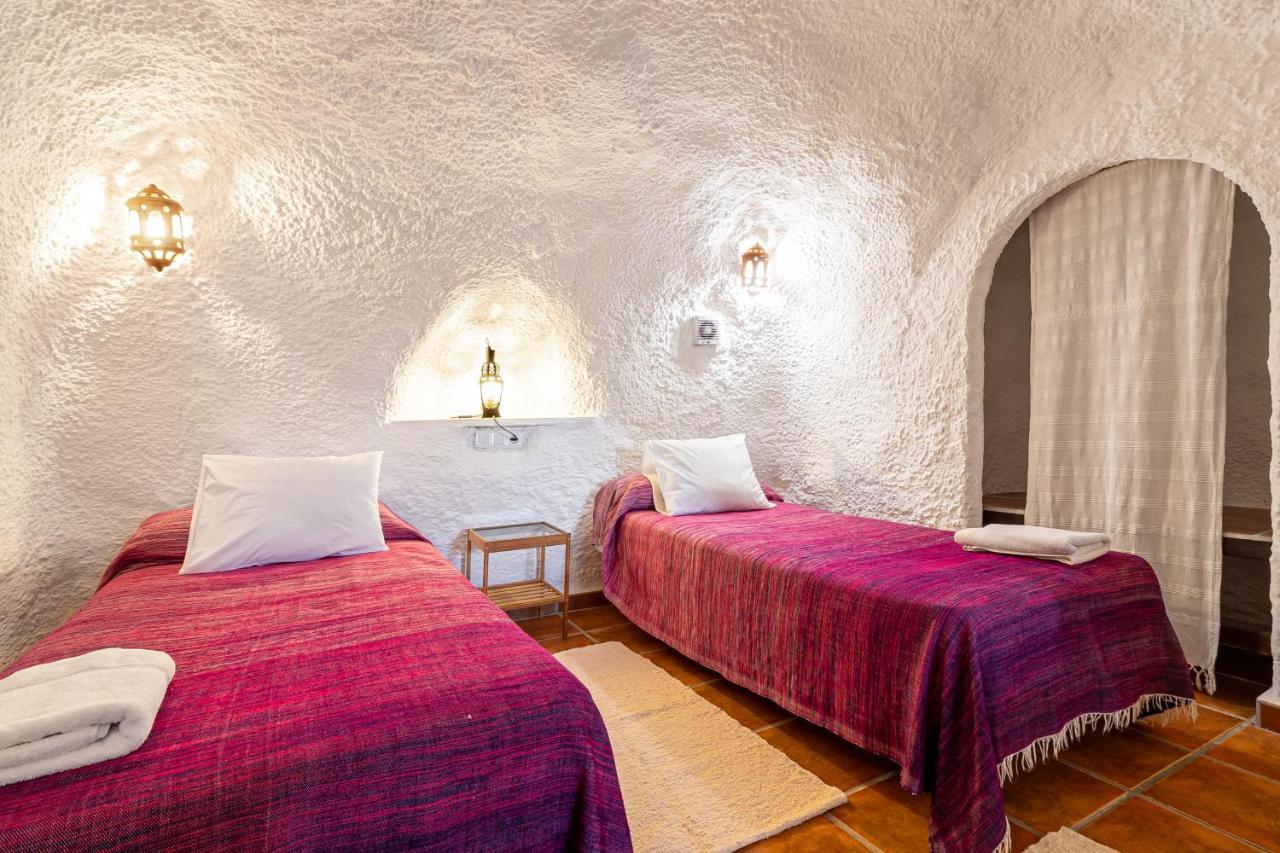 Cuevas El Abanico - Vtar Vivienda Turistica De Alojamiento Rural Granada Eksteriør bilde
